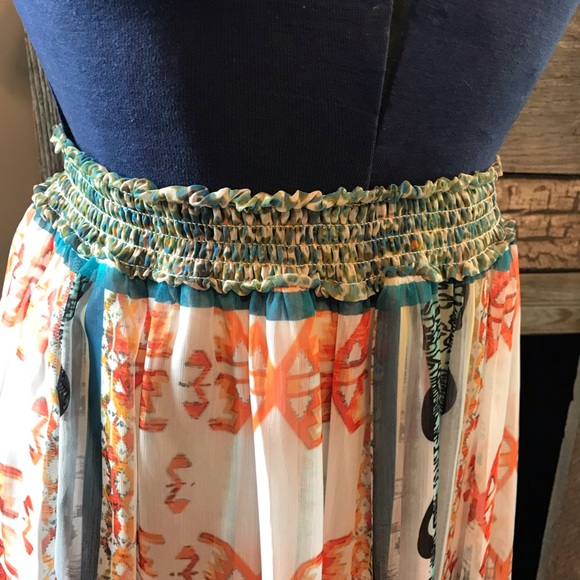 V Cristina Full Skirt - Picture 2 of 4